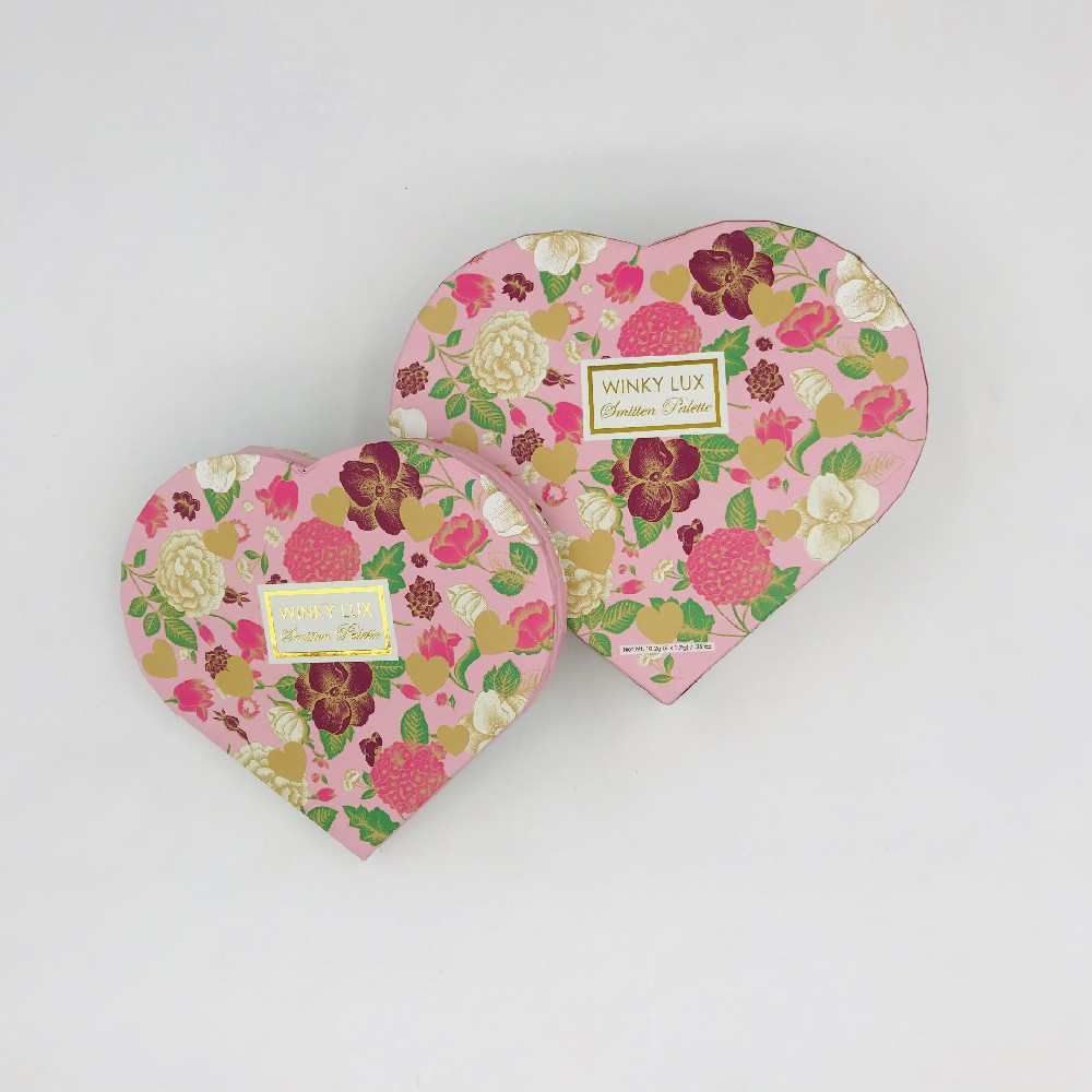 高级爱心粉色眼影盘