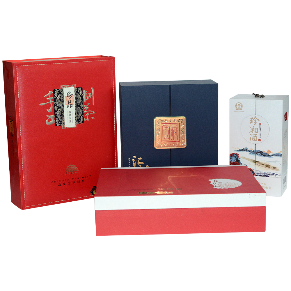 Cigars and liquor gift box